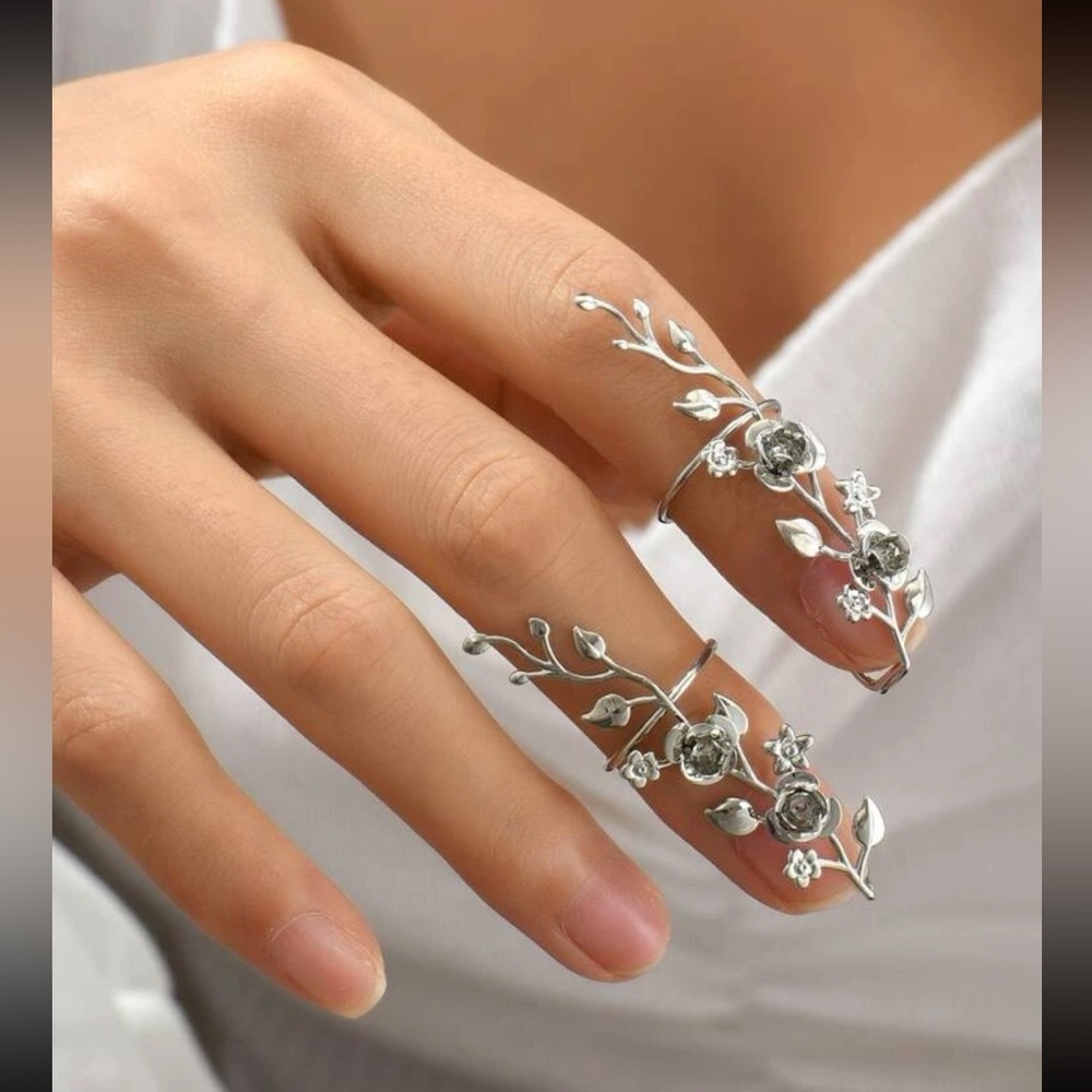 ๐น Elegant 2 Piece Metallic Floral Flower Rose Vine Cuff Ring Set ๐น